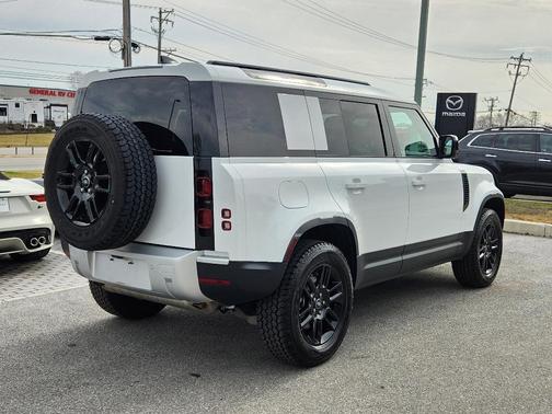 2025 Land Rover Defender P400 S