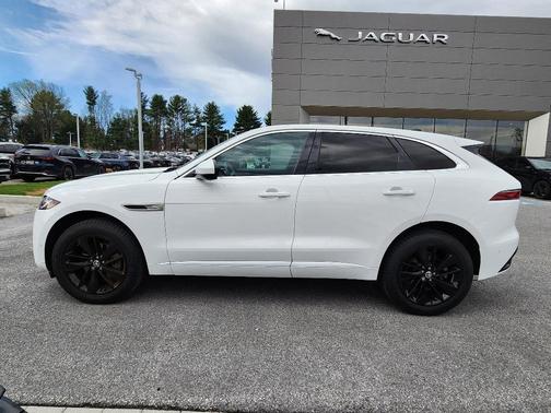 2024 Jaguar F-PACE P250 R-Dynamic S