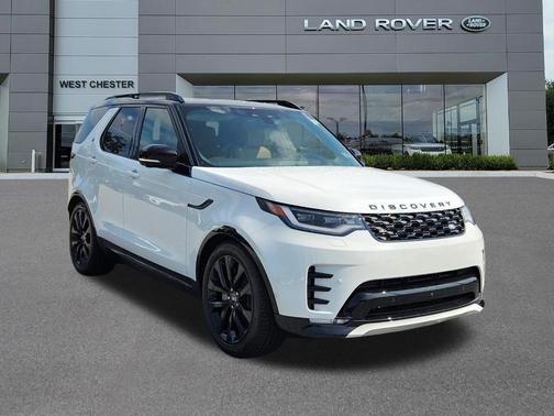 Fuji White 2026 Land Rover Discovery Dynamic SE