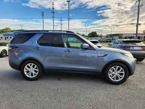 2019 Land Rover Discovery SE