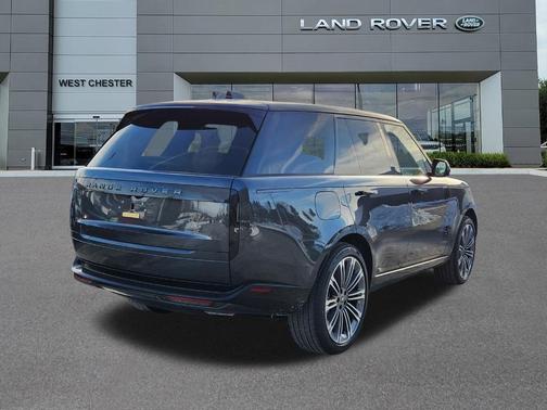 2025 Land Rover Range Rover P400 SE
