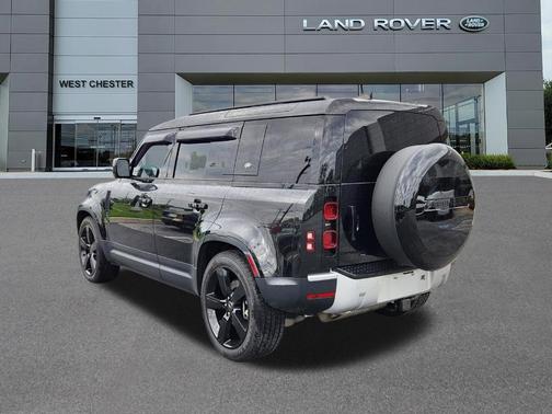 Santorini Black 2023 Land Rover Defender 110 SE