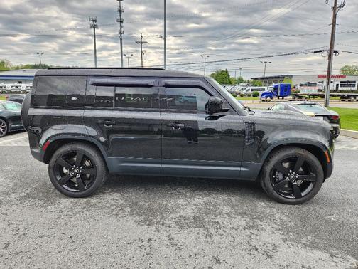Santorini Black 2023 Land Rover Defender 110 SE