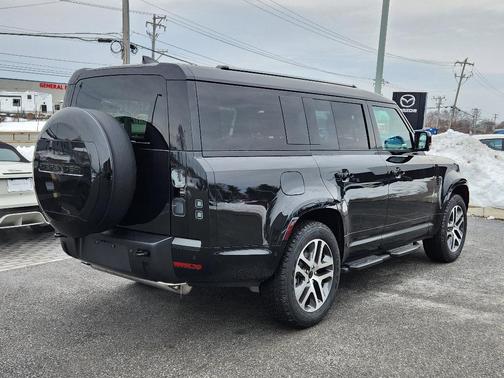 2026 Land Rover Defender P400 X-Dynamic SE