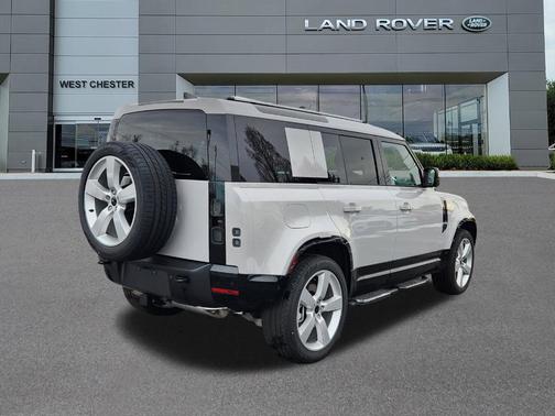 2026 Land Rover Defender 110 X-Dynamic SE