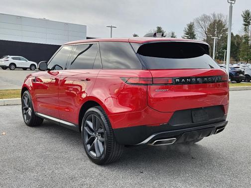 2024 Land Rover Range Rover Sport SE