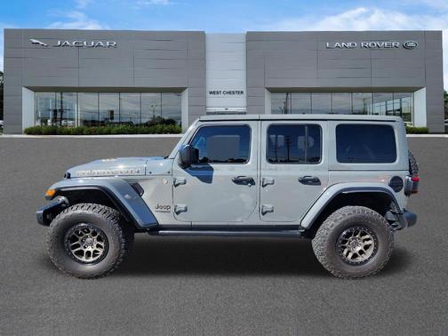 Gray 2022 Jeep Wrangler Unlimited Rubicon 392