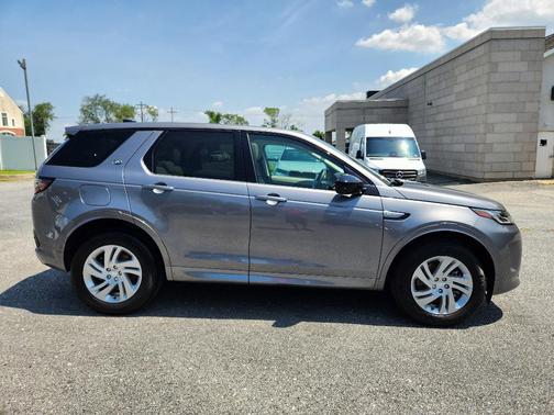 2024 Land Rover Discovery Sport Core S
