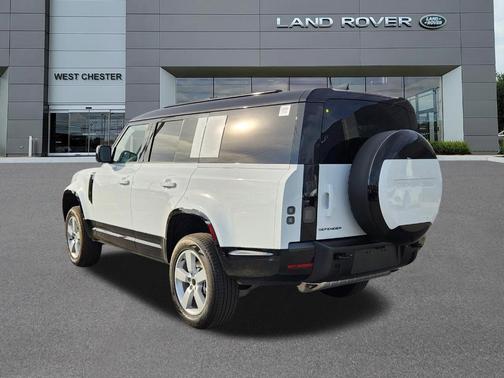 2026 Land Rover Defender 130 X-Dynamic SE