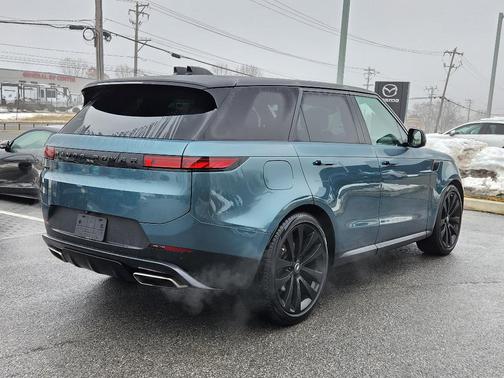 2024 Land Rover Range Rover Sport SE