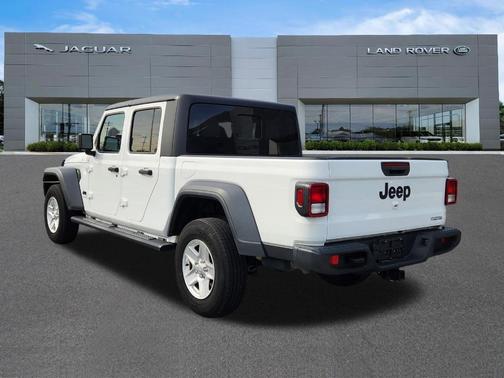 White 2020 Jeep Gladiator Sport
