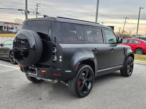 2024 Land Rover Defender 110 X