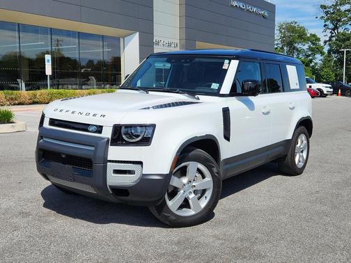 Fuji White 2024 Land Rover Defender P400 S