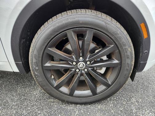 2024 Jaguar E-PACE P250 R-Dynamic SE