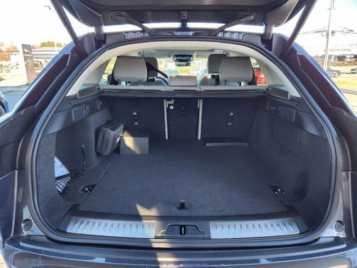 2025 Land Rover Range Rover Velar P250 S