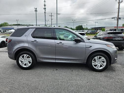 2025 Land Rover Discovery Sport S