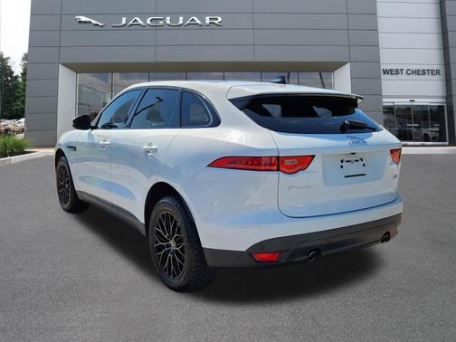 Fuji White 2020 Jaguar F-PACE 25t Premium