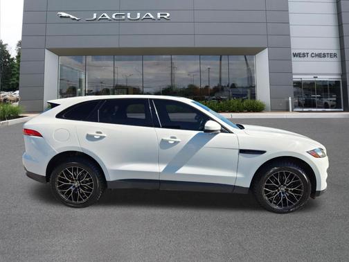Fuji White 2020 Jaguar F-PACE 25t Premium