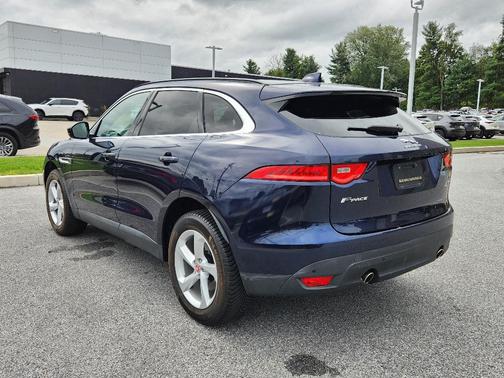Loire Blue 2019 Jaguar F-PACE 25t Premium