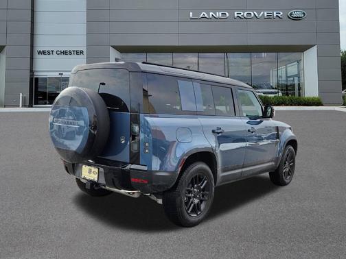 2026 Land Rover Defender 110 S