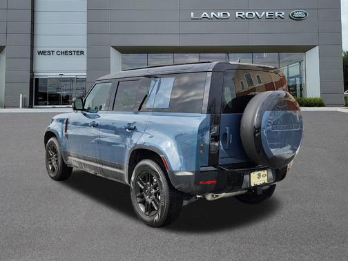 2026 Land Rover Defender 110 S