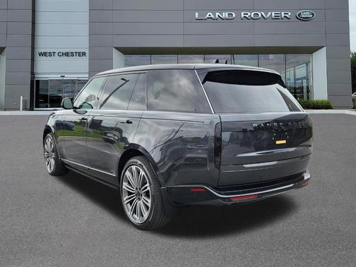 Carpathian Grey 2026 Land Rover Range Rover P400 SE 7 Seat