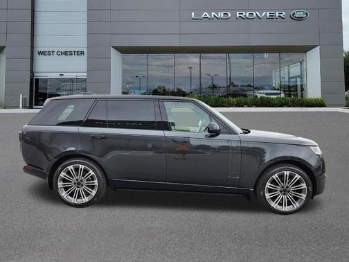 Carpathian Grey 2026 Land Rover Range Rover P400 SE 7 Seat
