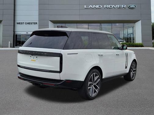 2026 Land Rover Range Rover P400 SE