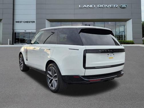 2026 Land Rover Range Rover P400 SE