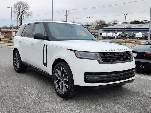 2026 Land Rover Range Rover SE