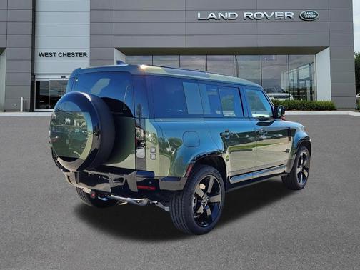 Woolstone Green 2026 Land Rover Defender P400 X-Dynamic SE