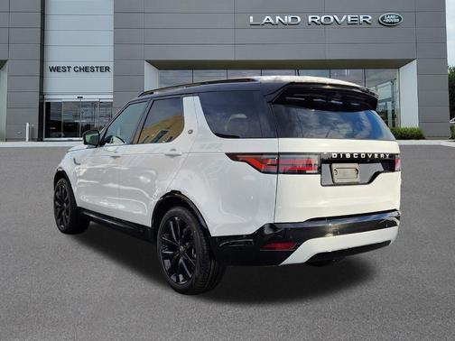2026 Land Rover Discovery Tempest Edition