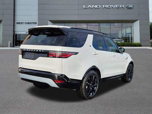 2026 Land Rover Discovery Tempest Edition