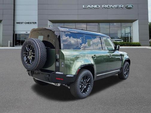 Green 2026 Land Rover Defender P400 X-Dynamic SE