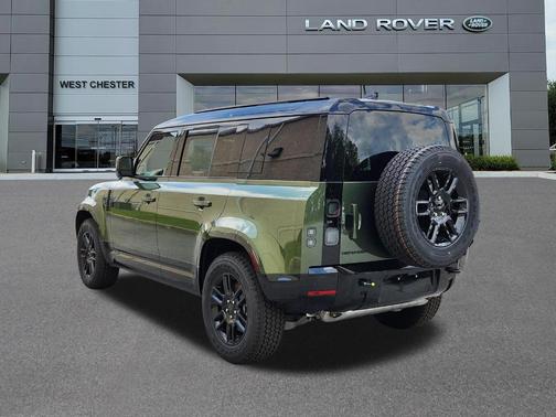 Green 2026 Land Rover Defender P400 X-Dynamic SE