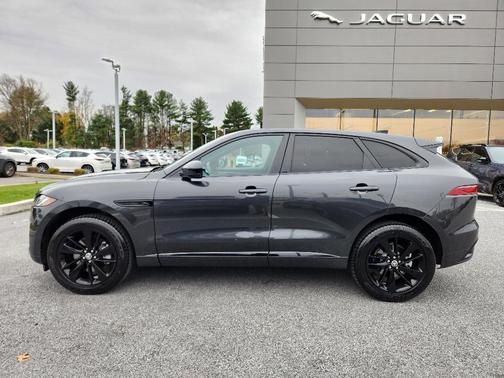 2024 Jaguar F-PACE P250 R-Dynamic S