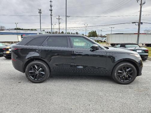 2026 Land Rover Range Rover Velar P250 Dynamic SE