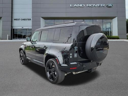 Santorini Black 2026 Land Rover Defender P400 X-Dynamic SE