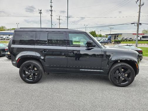 Santorini Black 2026 Land Rover Defender P400 X-Dynamic SE