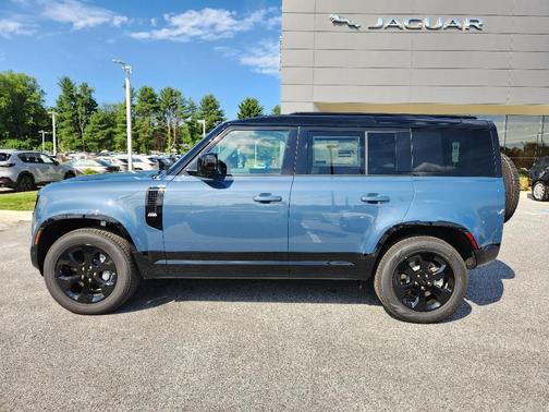 Tasman Blue 2026 Land Rover Defender P400 X-Dynamic SE
