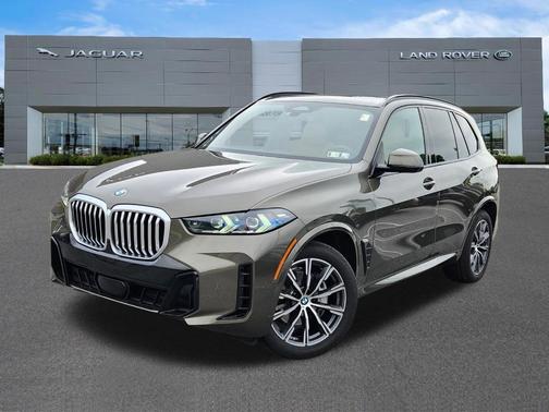 Green 2025 BMW X5 xDrive40i