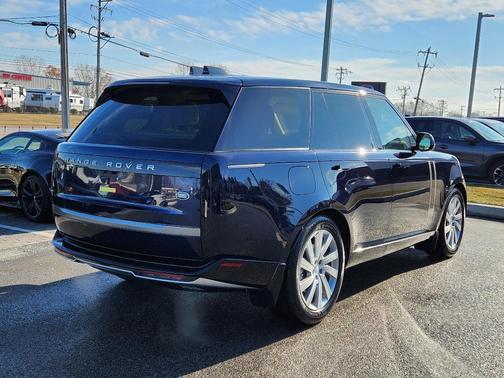 2023 Land Rover Range Rover P400 SE