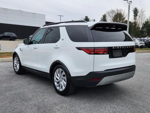 2025 Land Rover Discovery P300 S