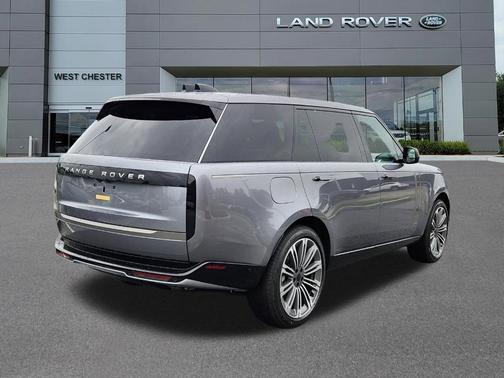 Eiger Grey 2026 Land Rover Range Rover P530 SE 7 Seat