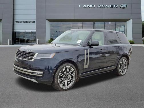 Constellation Blue Ultra Metallic Gloss 2026 Land Rover Range Rover P530 SE