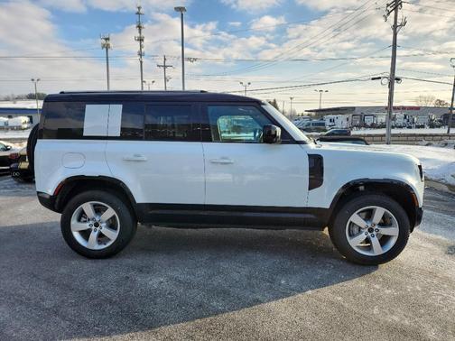 2026 Land Rover Defender P400 X-Dynamic SE