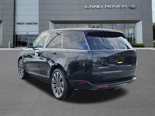 2025 Land Rover Range Rover P400 SE