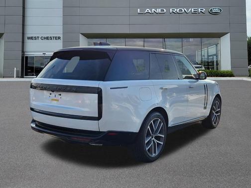2026 Land Rover Range Rover P400 SE