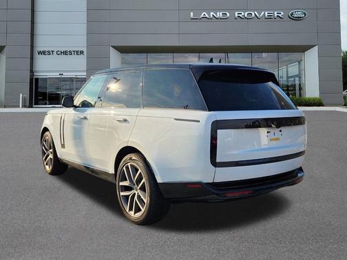 2026 Land Rover Range Rover P400 SE