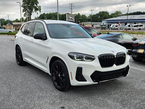 White 2023 BMW X3 M40i